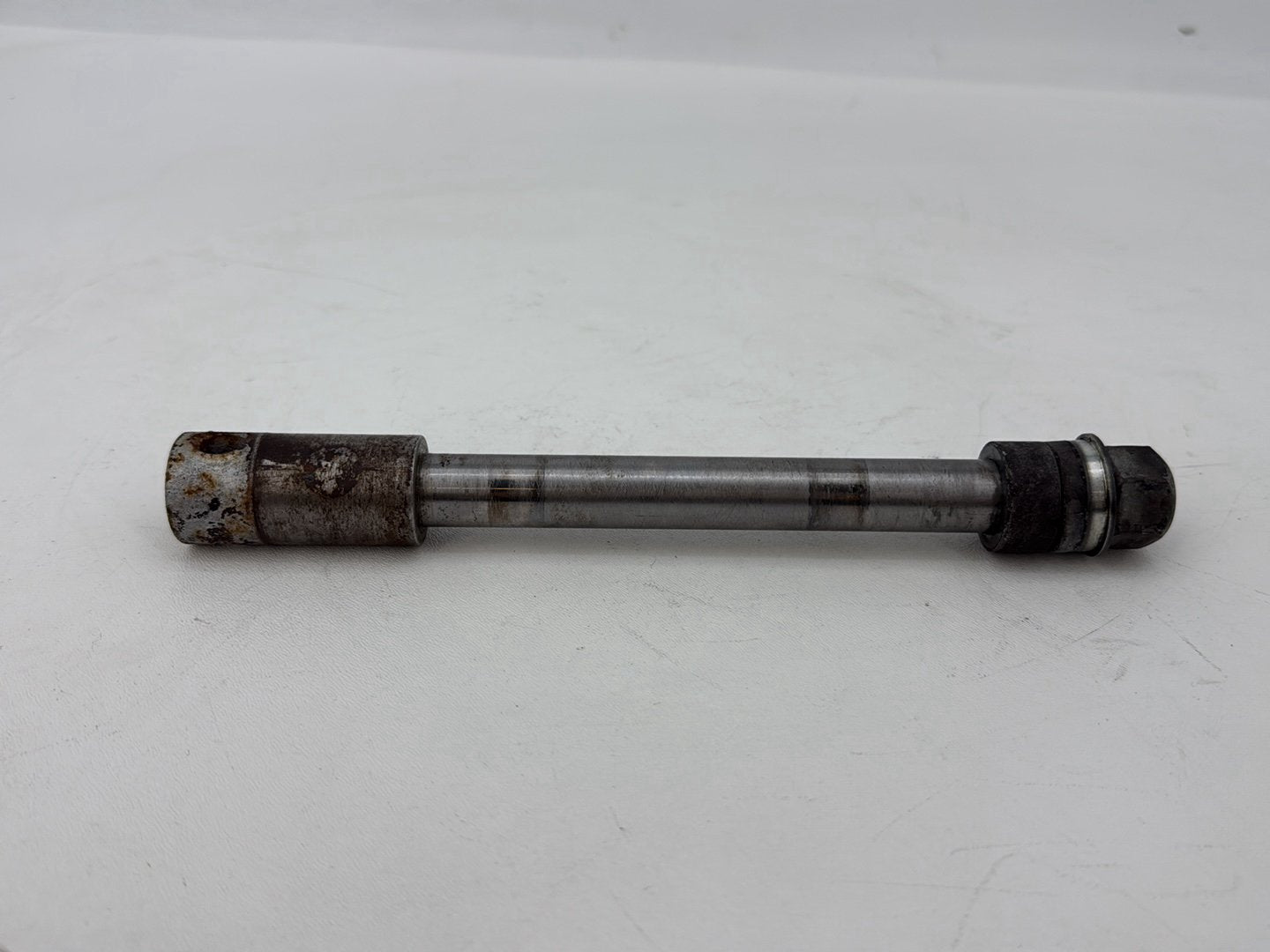 2004 - 2013 Harley-Davidson Sportster 883 Custom Front Wheel Axle Bolt Shaft 43895-00