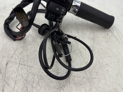 2007 Harley Touring FLHTC Electra Glide Classic OEM Right Engine Start Kill Switches Controls