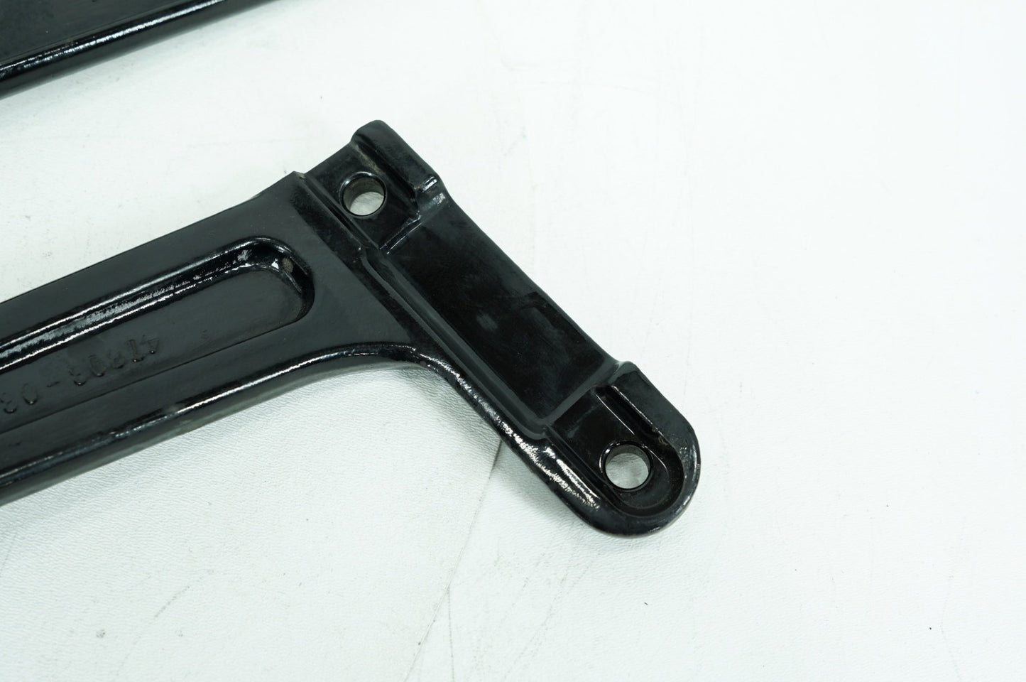2008 Harley Softail FLSTC Heritage Classic OEM Rear Left & Right Fender Support Bracket