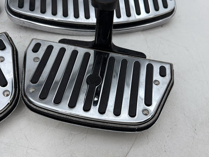 1999 - 2006 Harley-Davidson Touring Electra Glide Left Right Driver & Pass Floorboard Foot Rest 50621-79A