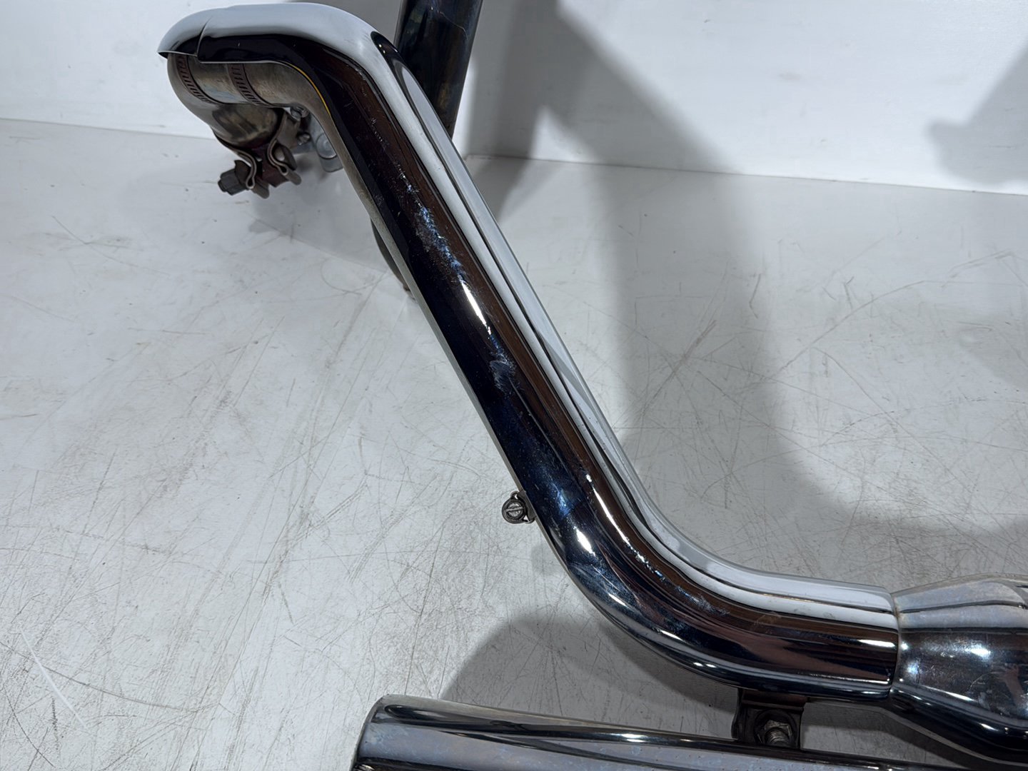 1999 - 2006 Harley-Davidson Touring Electra Glide Classic Exhaust Header Pipes Muffler 65621-99B