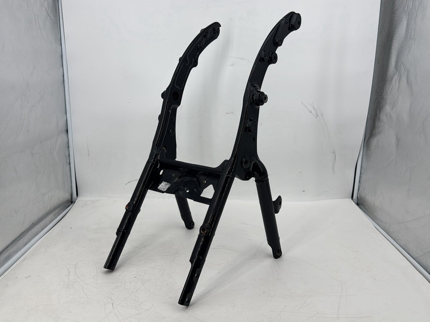 2008 - 2016 Harley-Davidson Touring Electra Glide Ultra Rear Back Sub Frame Rail Bar 48079-09BHP 48079-09BHP