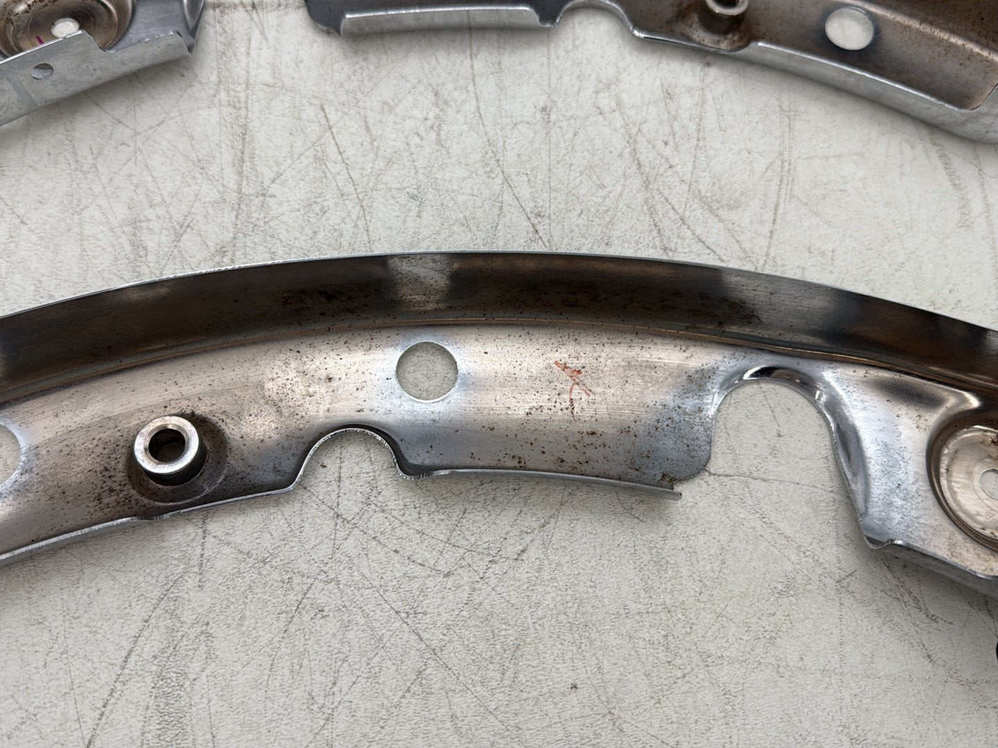 2012 Harley Street Glide Touring FLHX OEM Rear Left Right Fender Struts Bracket