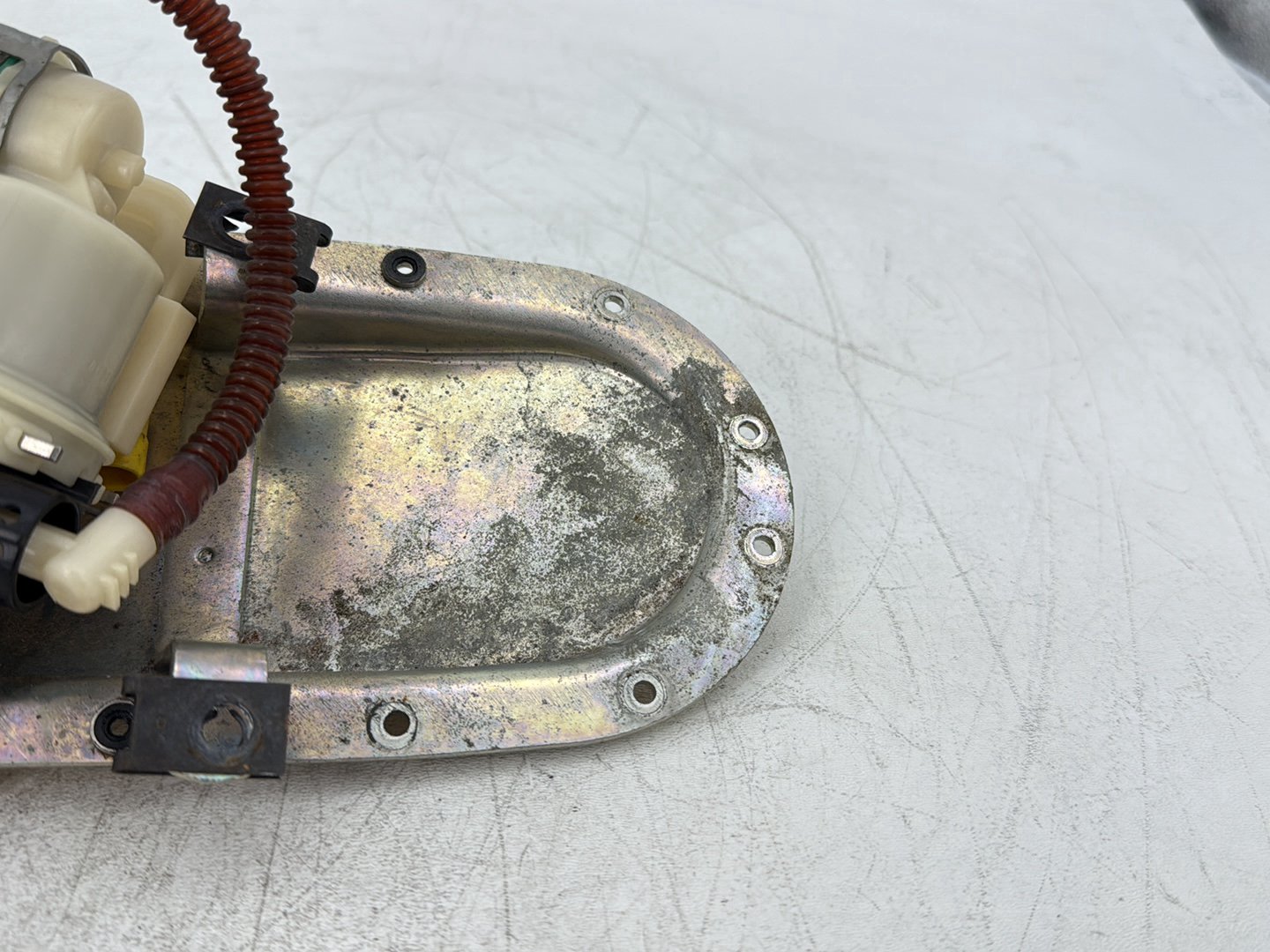 2010 Harley Dyna Fat Bob FXDF OEM Fuel Pump Gas Gasoline Petrol Sending