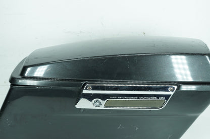 2007 - 2011 Harley-Davidson Touring Road King Classic Right 1 Saddlebag Luggage NO Key 90752-93