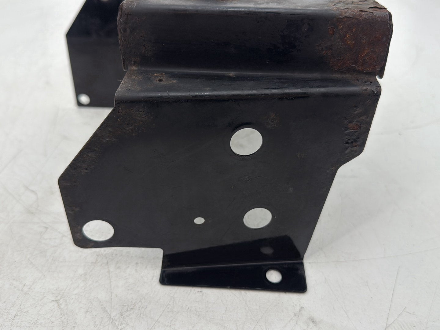 2007 Harley Touring FLHTCU Electra Glide Ultra OEM Battery Tray Bracket Holder Carrier