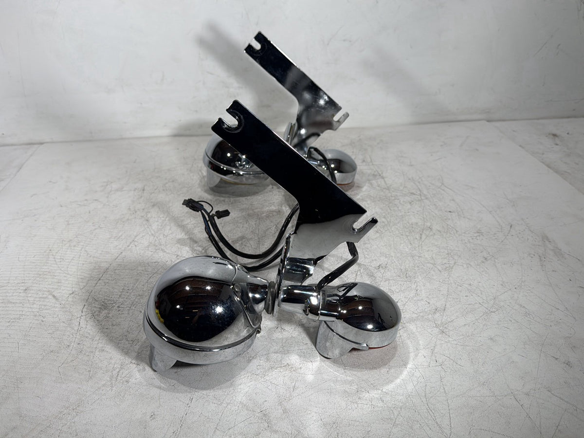 2005 Harley Road King Touring Police OEM Front Turn Signal Indicators Aux Light Bar