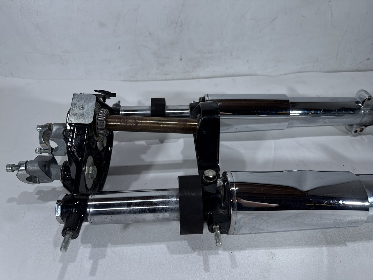 04 Harley Road King Touring OEM Front Triple Tree Set & LH RH Fork Legs Sliders