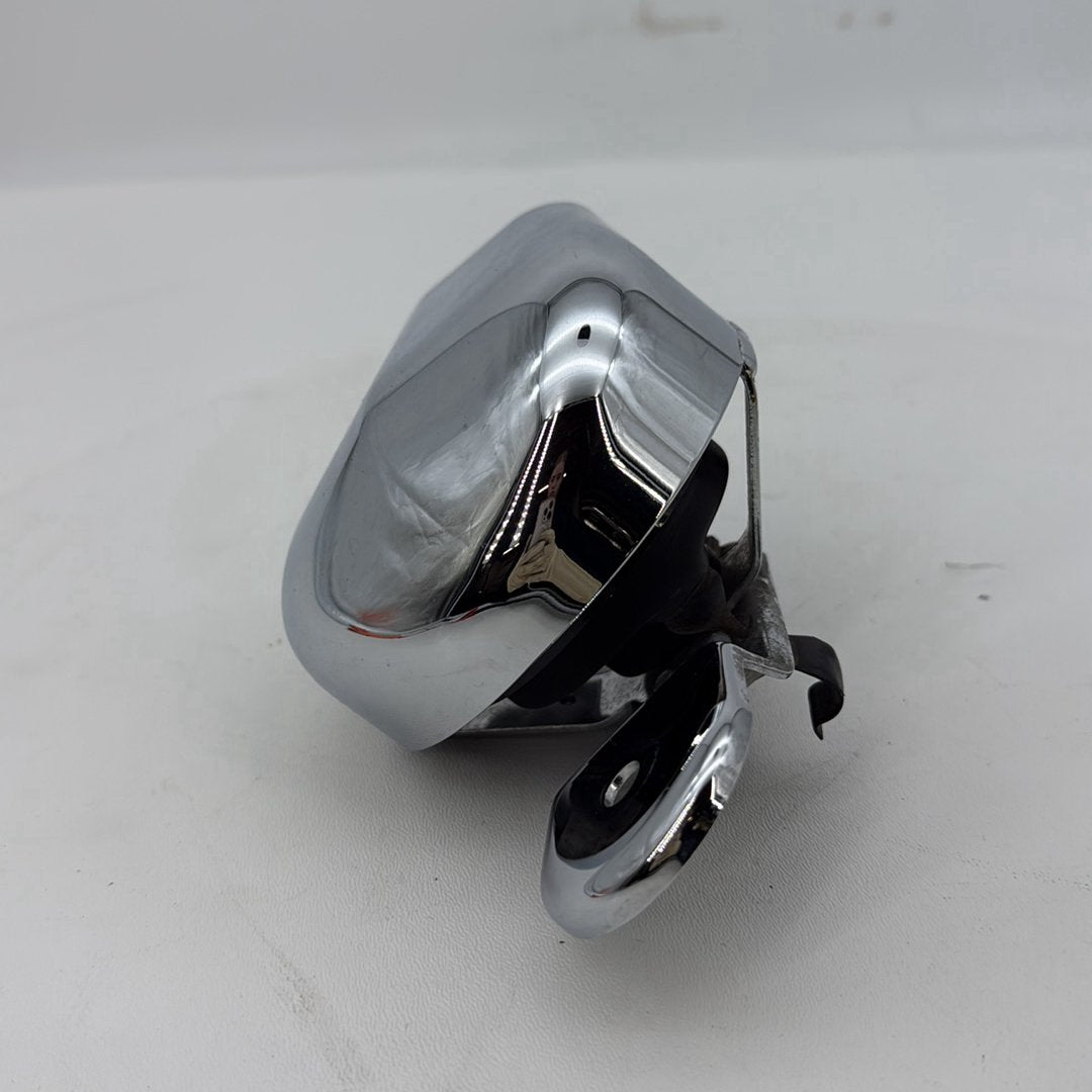 2007 - 2012 Harley-Davidson Dyna Super Glide Horn Signal Klaxon Chrome Cover 69012-93A