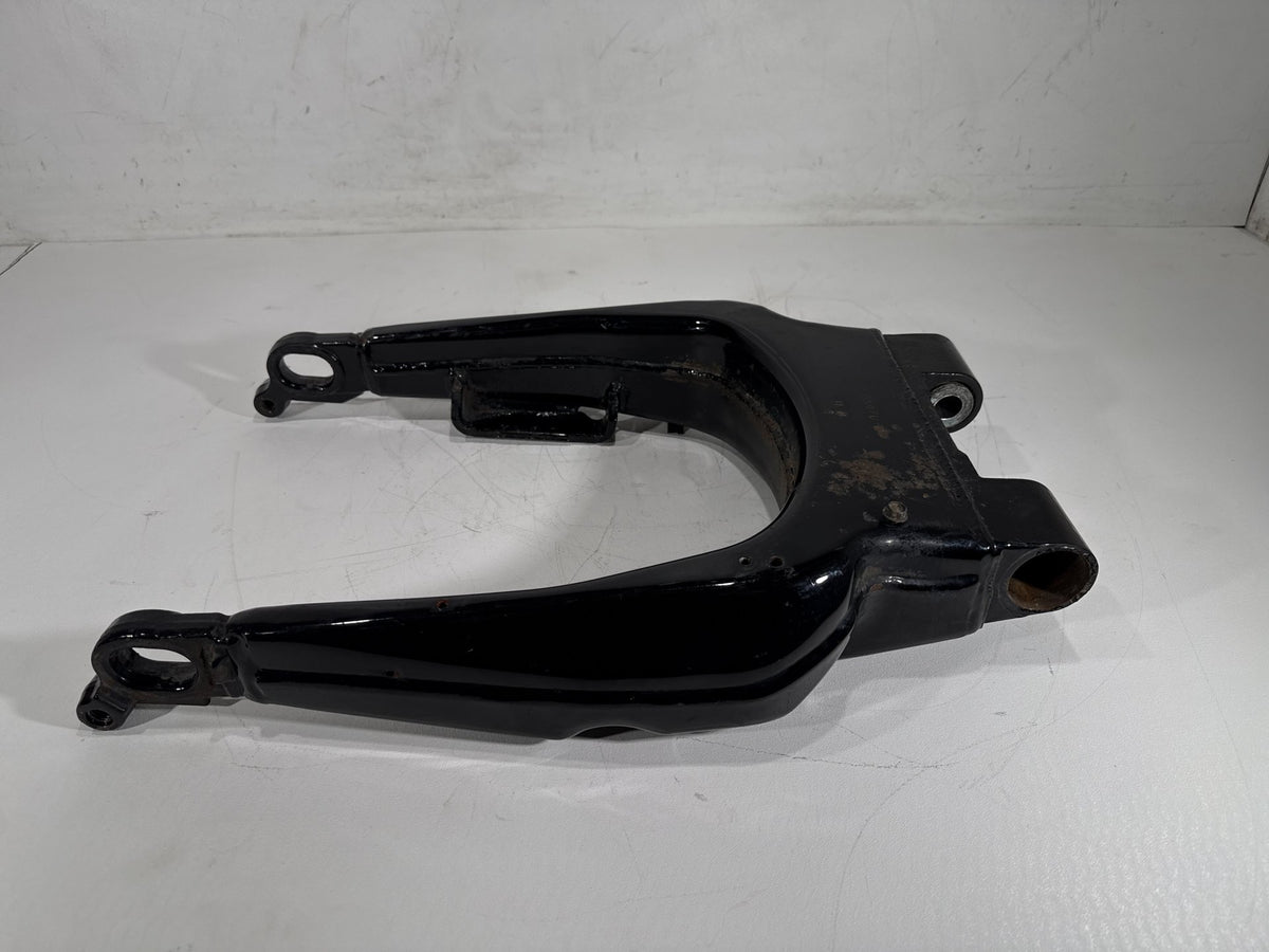 2011 Harley Road King Touring FLHR OEM Rear Fork Swingarm Swing Arm