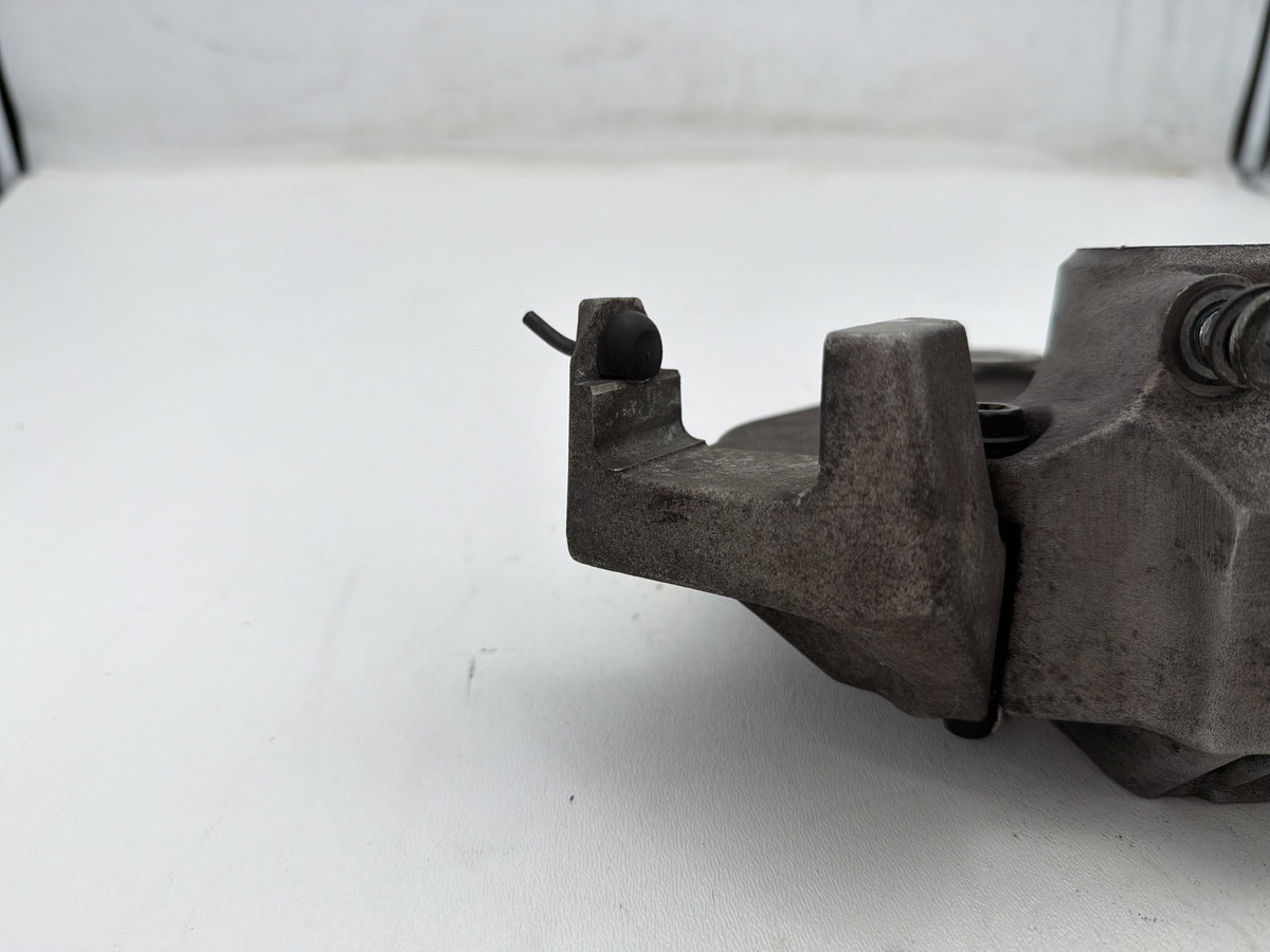 1995 Harley Electra Glide Touring Classic OEM Rear Back Brake Caliper w/ Bracket