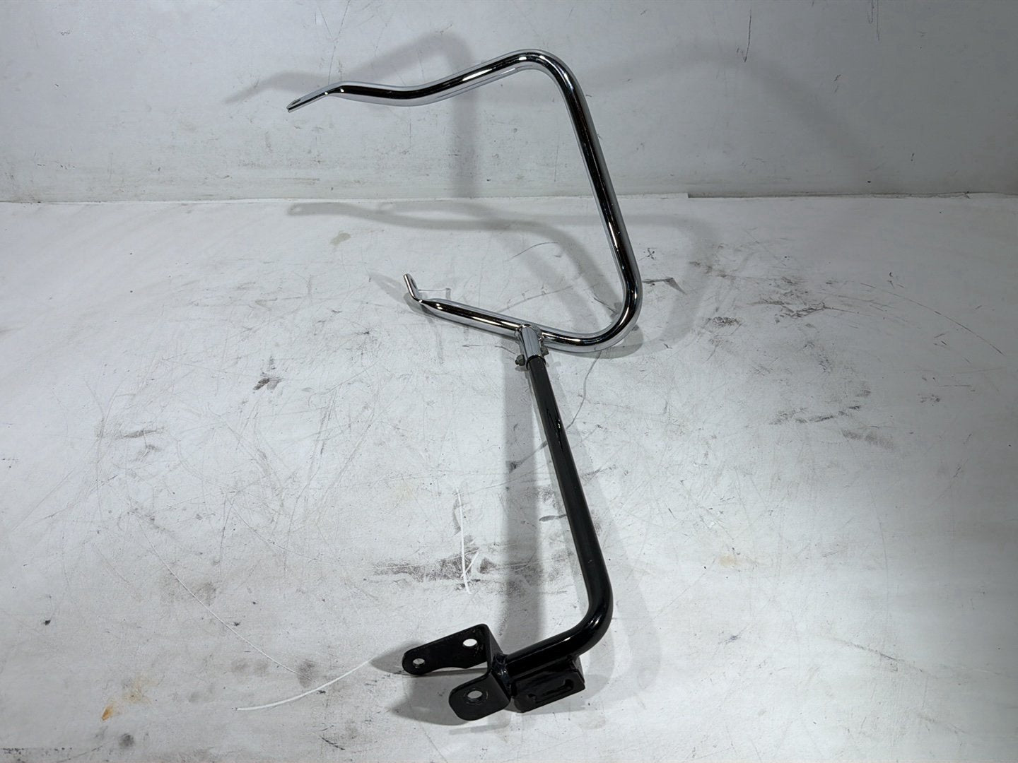 2014 Harley Electra Glide Touring Ultra OEM Rear Right Saddlebag Guard Rails Bar
