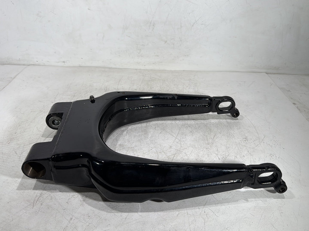 2011 Harley Electra Glide Touring Ultra OEM Rear Fork Swingarm Swing Arm