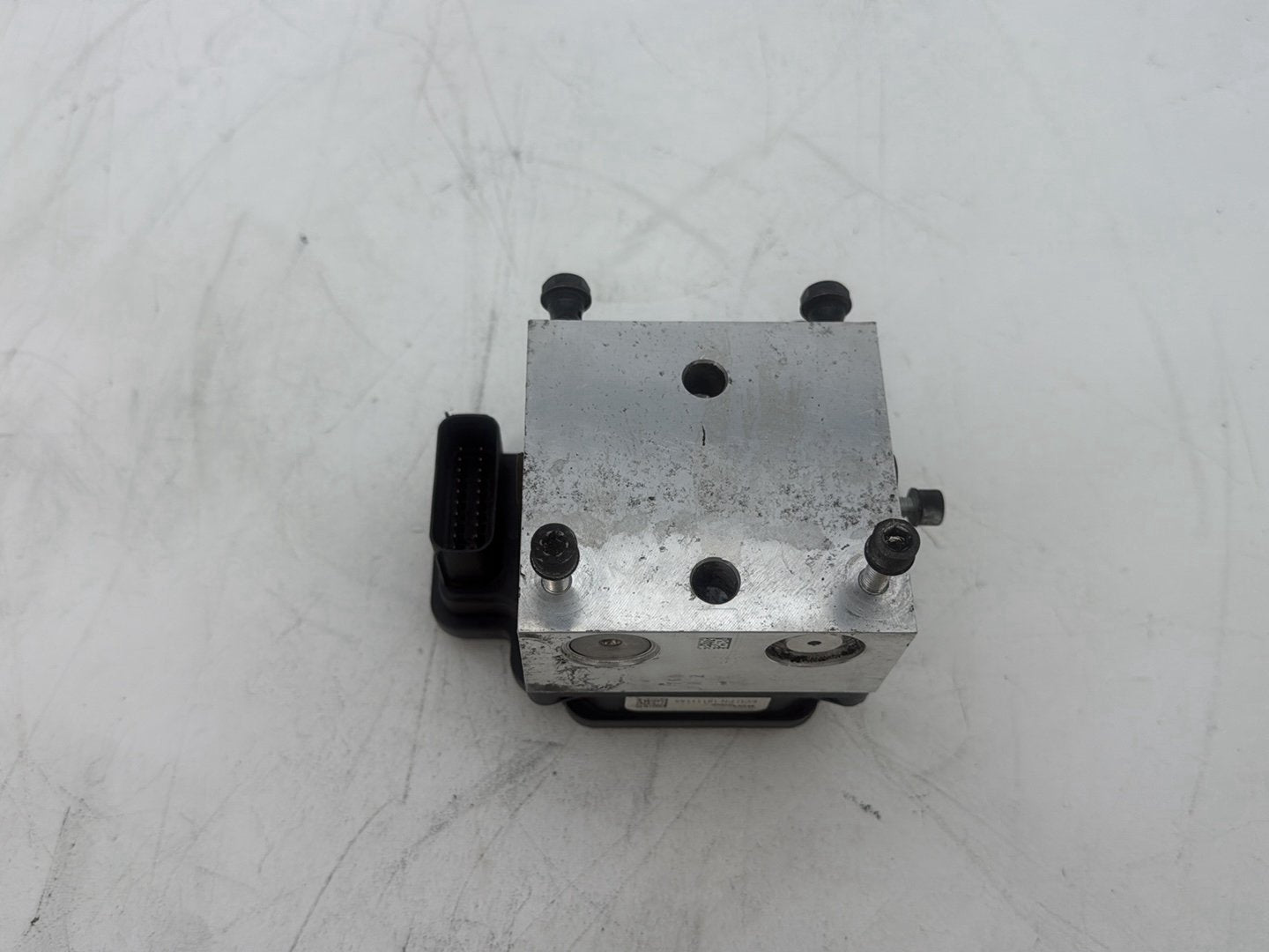 2011 Harley Electra Glide Ultra FLHTK OEM ABS Brake Pump &amp; Control Module