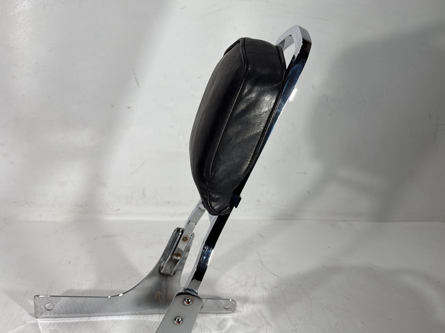 2000 Harley Dyna FXDWG Wide Glide OEM Rear Sissy Bar w/ Backrest Cushion Pad