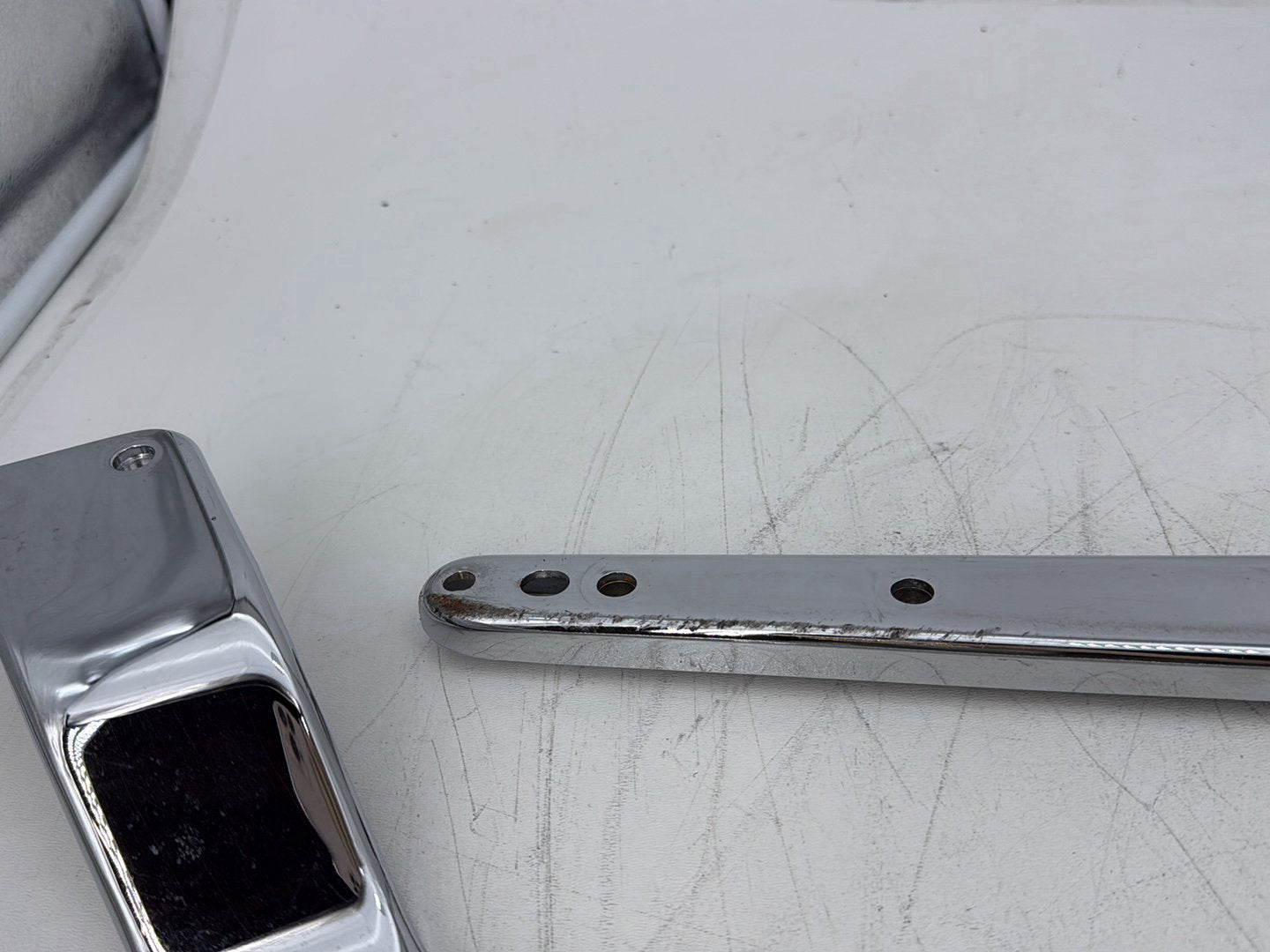 05 Harley Heritage Softail Classic OEM Rear Left &amp; Right Fender Support Bracket
