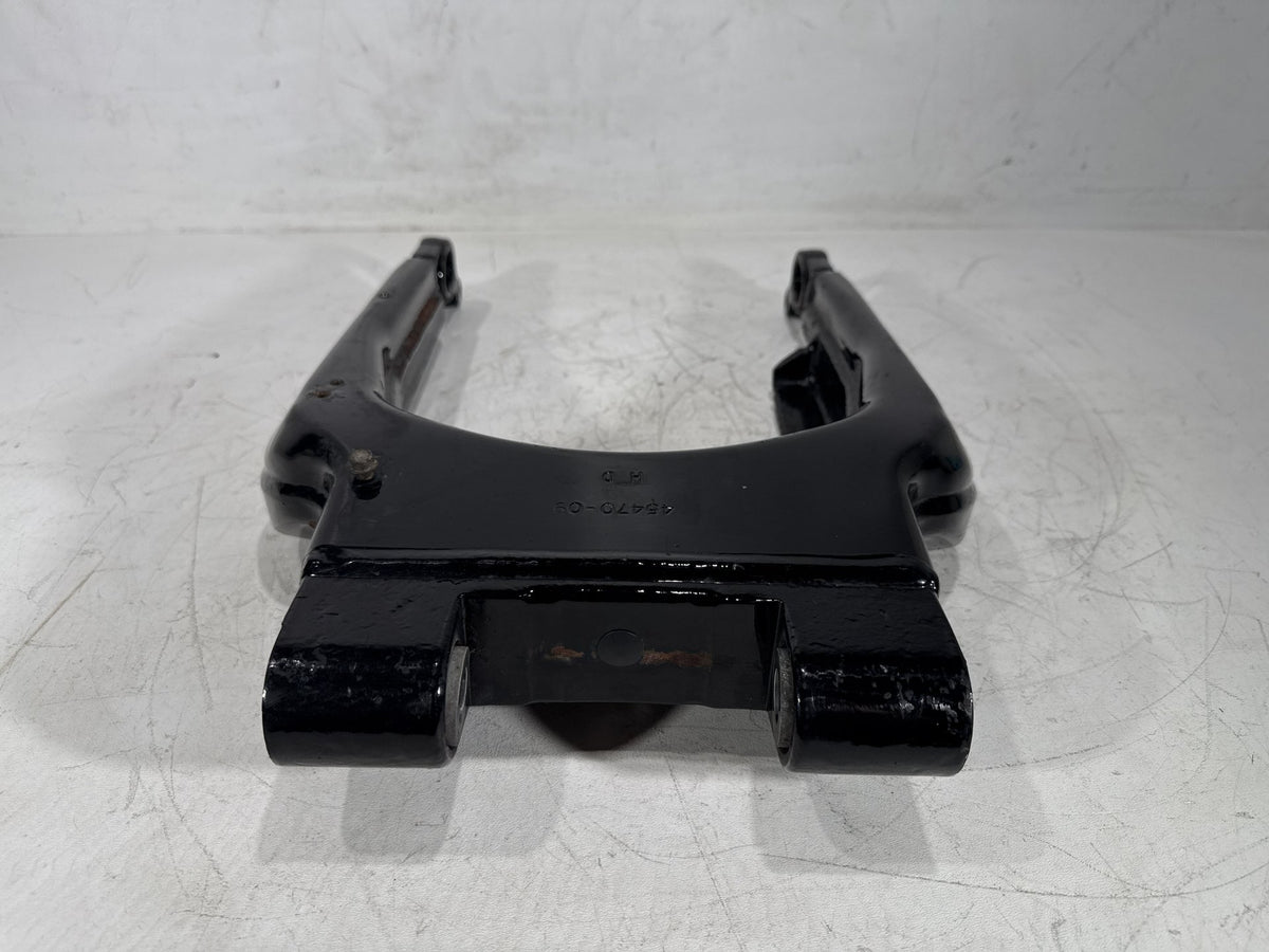 2011 Harley Street Glide Touring FLHX-103 OEM Rear Fork Swingarm Swing Arm