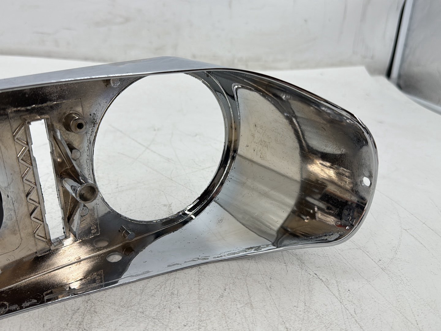 2000 Harley Dyna FXDWG Wide Glide OEM Fuel Gas Tank Dash Console NOKey