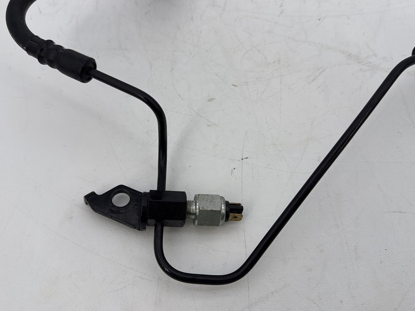2009 Harley Sportster XL1200C 1200 Custom OEM Rear Brake Hose Line Pipe