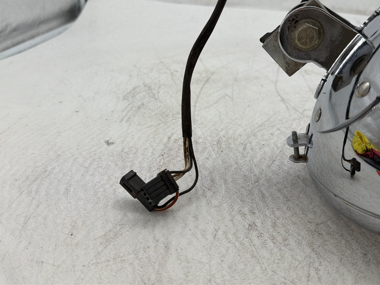 2011 Harley Heritage Softail Classic FLSTC OEM Headlight Headlamp Head Light Halogen