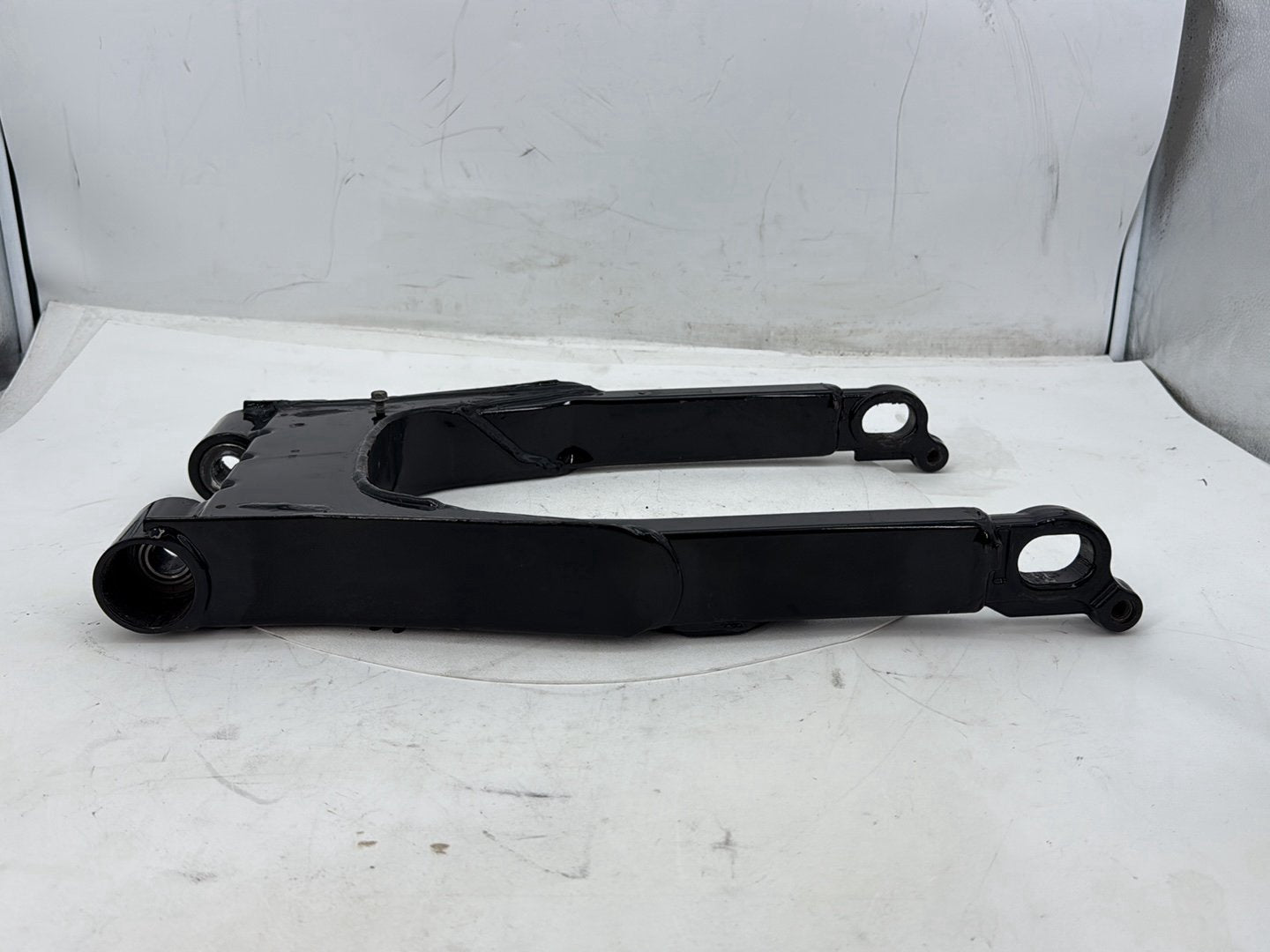 2007 Harley Street Glide Touring FLHX OEM Rear Fork Swingarm Swing Arm