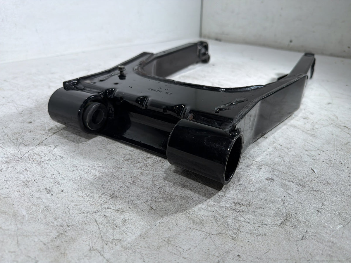 2004 Harley Electra Glide CVO Screamin Eagle OEM Rear Fork Swingarm Swing Arm