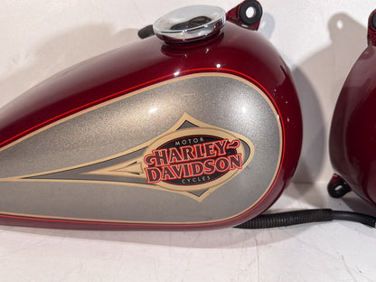 1986 - 1998 Harley-Davidson Softail Heritage Classic Fuel Gas Tank Gasoline Reservoir 61228-97 , 61426-97