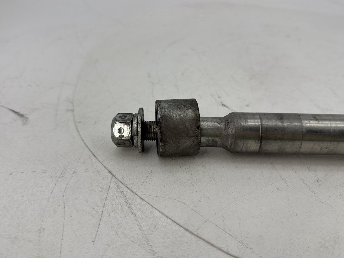 1999 - 2006 Harley-Davidson Touring CVO Screamin Eagle Road King Front Wheel Axle Bolt Shaft 43364-00