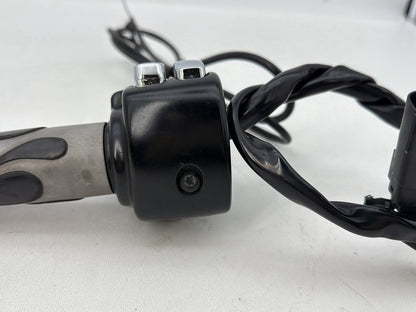 2004 - 2013 Harley-Davidson Sportster 883 Custom Right Engine Start Kill Switches Controls 71589-96B , 56666-04