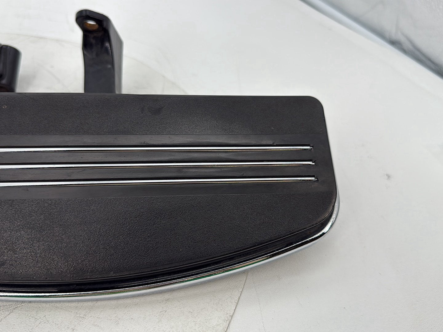 2007 - 2016 Harley-Davidson Touring Electra Glide Ultra Left Right Driver Floorboard Foot Rest