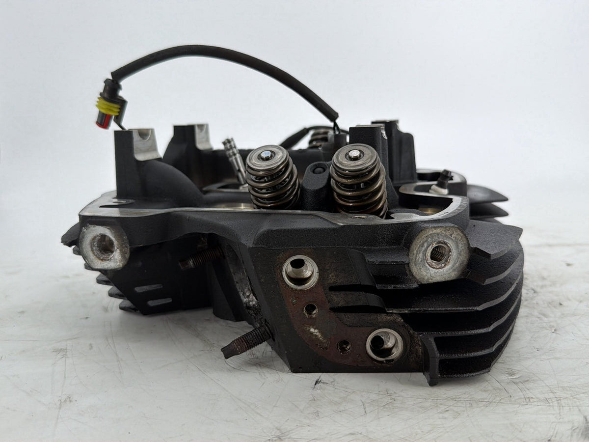 2019 Harley Touring FLHT Electra Glide OEM Front Twin Cam Engine Cylinder Head