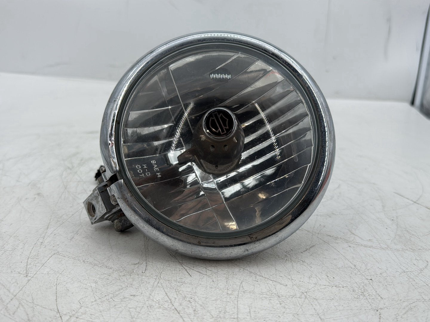 2005 Harley Dyna FXDWG Wide Glide OEM Headlight Headlamp Head Light Halogen