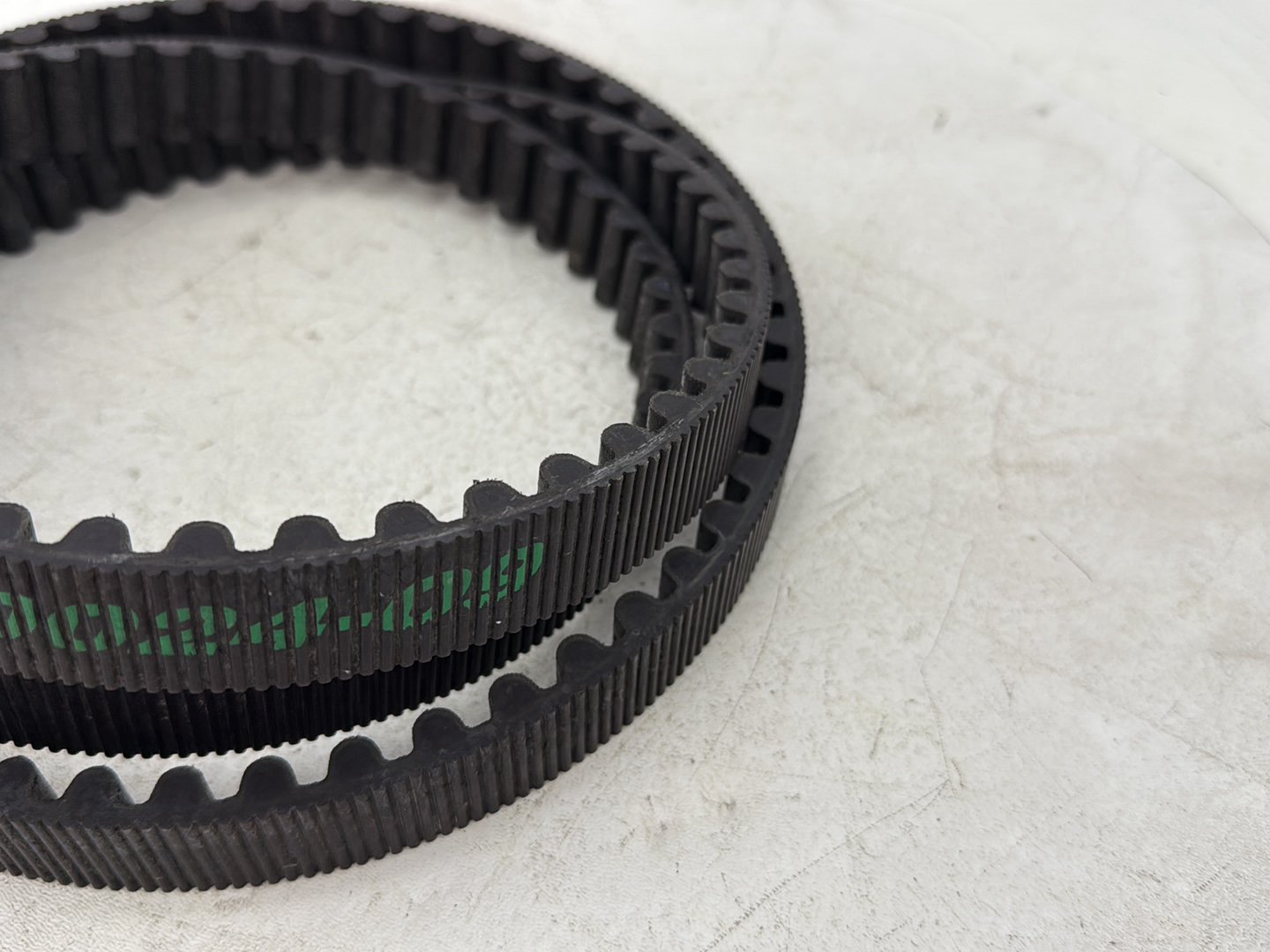 2012 Harley Street Glide Touring FLHX OEM Rear Drive Belt