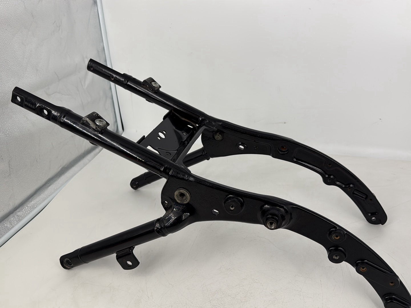 2008 - 2016 Harley-Davidson Touring Street Glide Rear Sub Frame Subframe Tail Rail 48079-09BHP