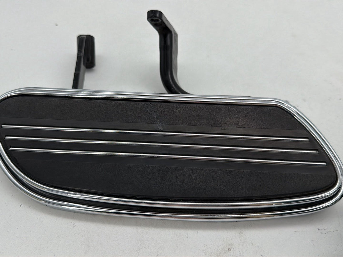 2007 Harley Street Glide Touring FLHX OEM Left Right Driver Floorboard Foot Rest