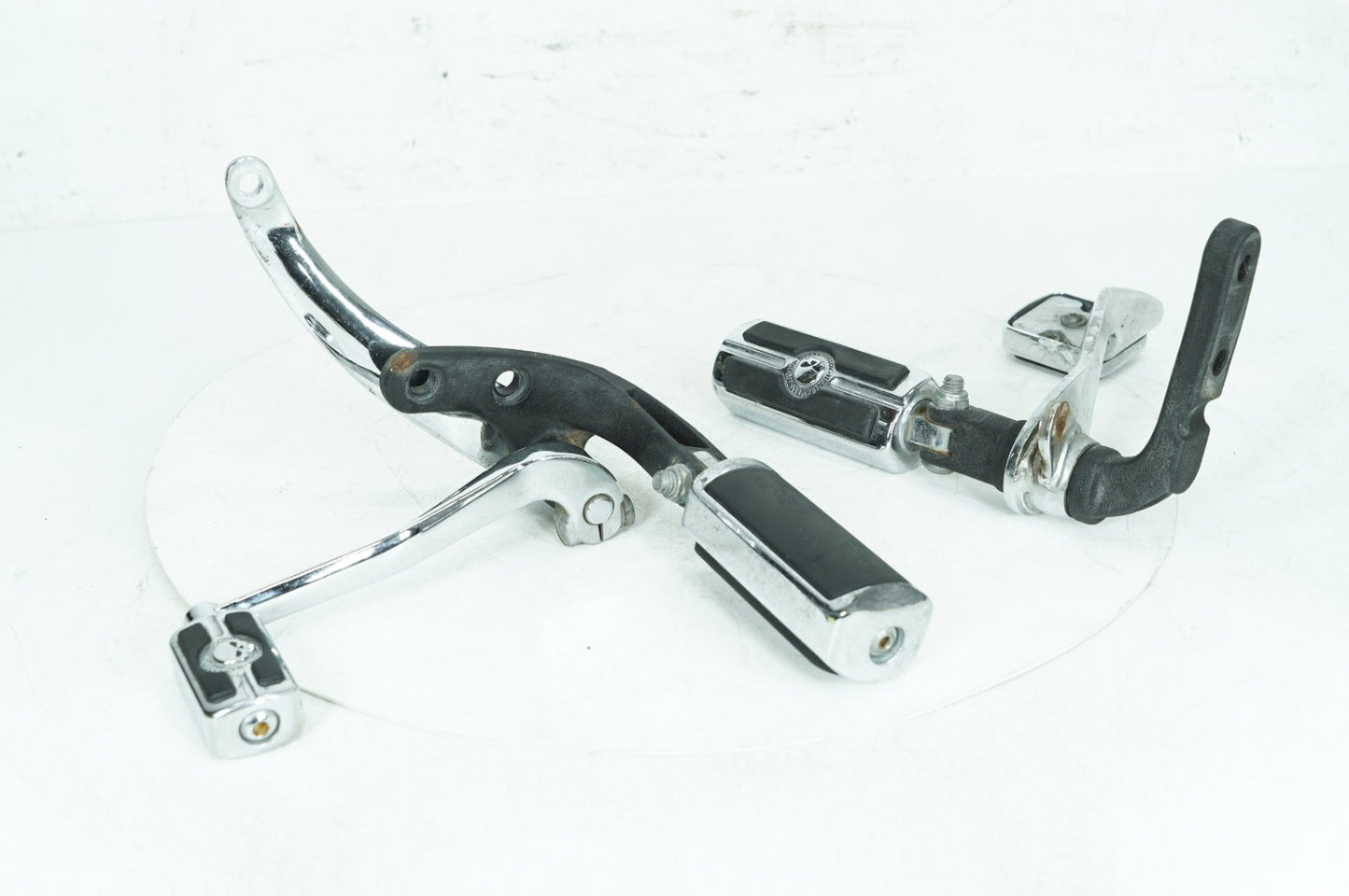 2007 - 2017 Harley-Davidson Dyna Wide Glide Left & Right Driver Step Foot Rest Pegs  	33693-03