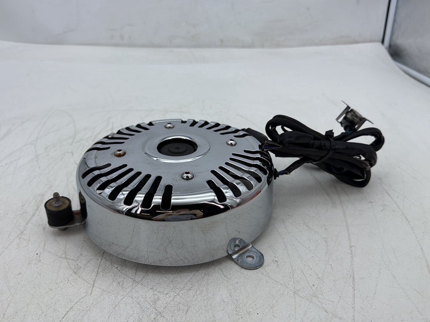 2000 Harley Touring Electra Glide Ultra OEM Cooling Fan Blades w/ Chrome Cover