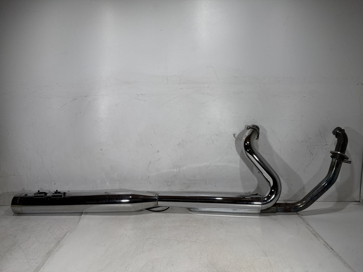 2011 Harley Electra Glide Touring Ultra OEM Exhaust Header Pipes Muffler