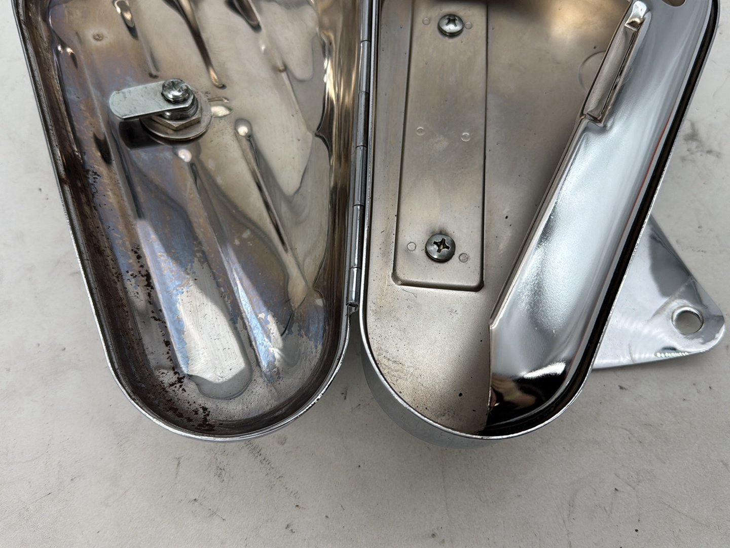 2002 Harley Heritage Softail Classic FLSTC OEM Storage Media Compartment Glove Box