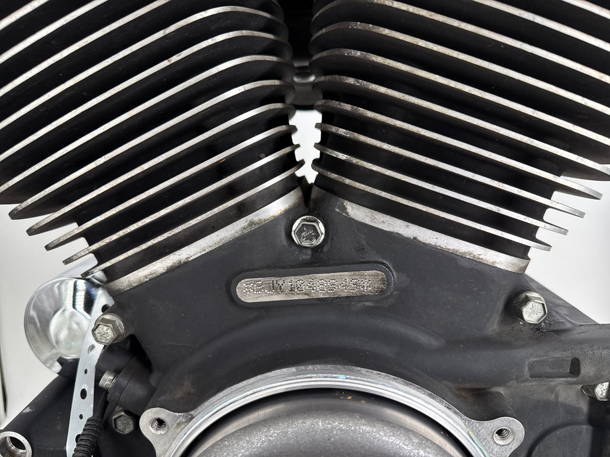 2001 Harley Heritage Softail Classic OEM CARB Twin Cam 95 B Engine Motor 5 mi.