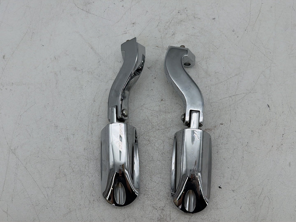 2014 Harley Street Glide Touring FLHXS OEM Passenger Left & Right Foot Pegs