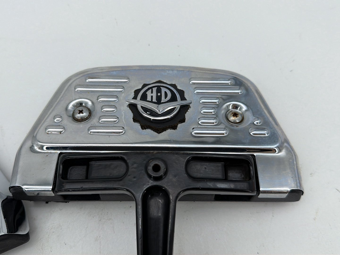 2003 Harley Road King Touring FLHRCI Classic OEM Left & Right Passenger Floorboard Foot Rest