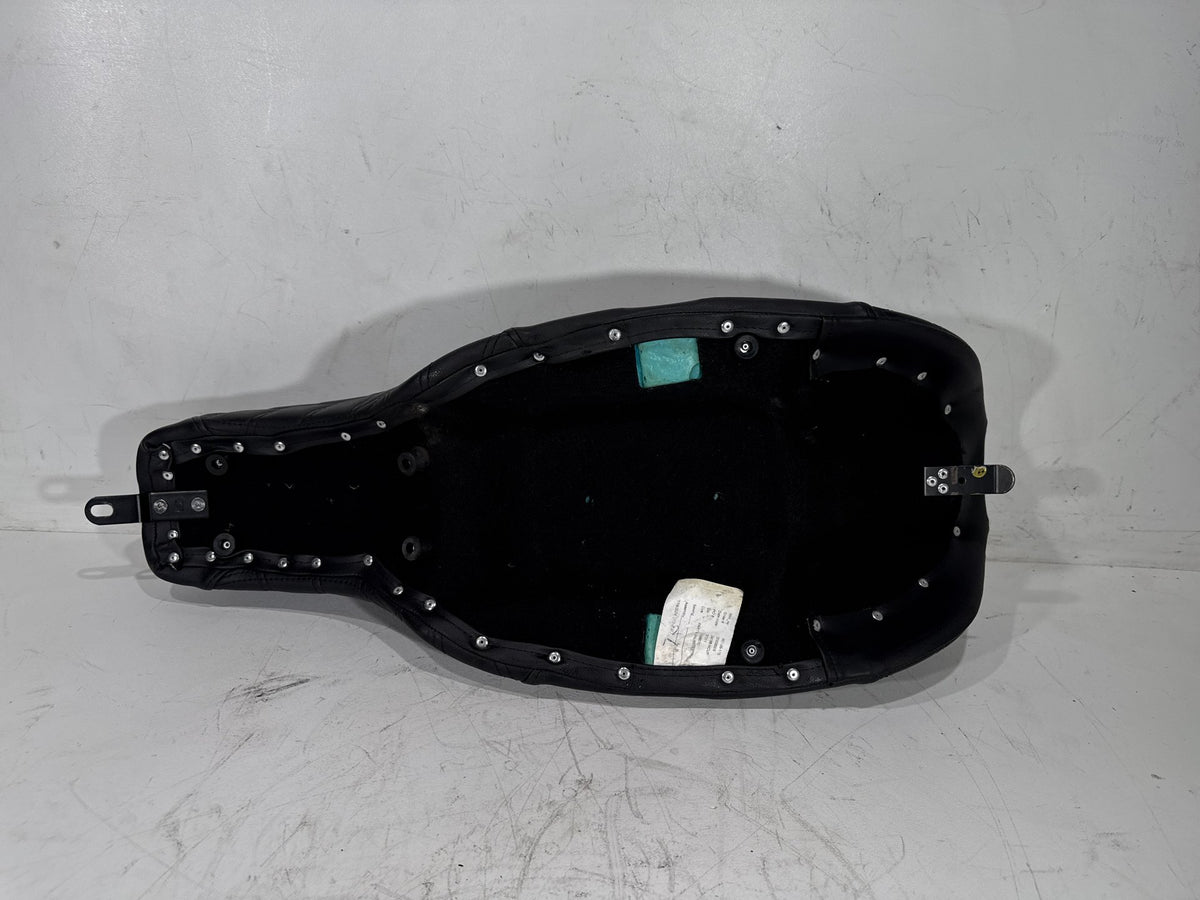 06 Harley Street Glide Touring FLHX Passenger Rider Driver Seat Saddle SADDLEMEN
