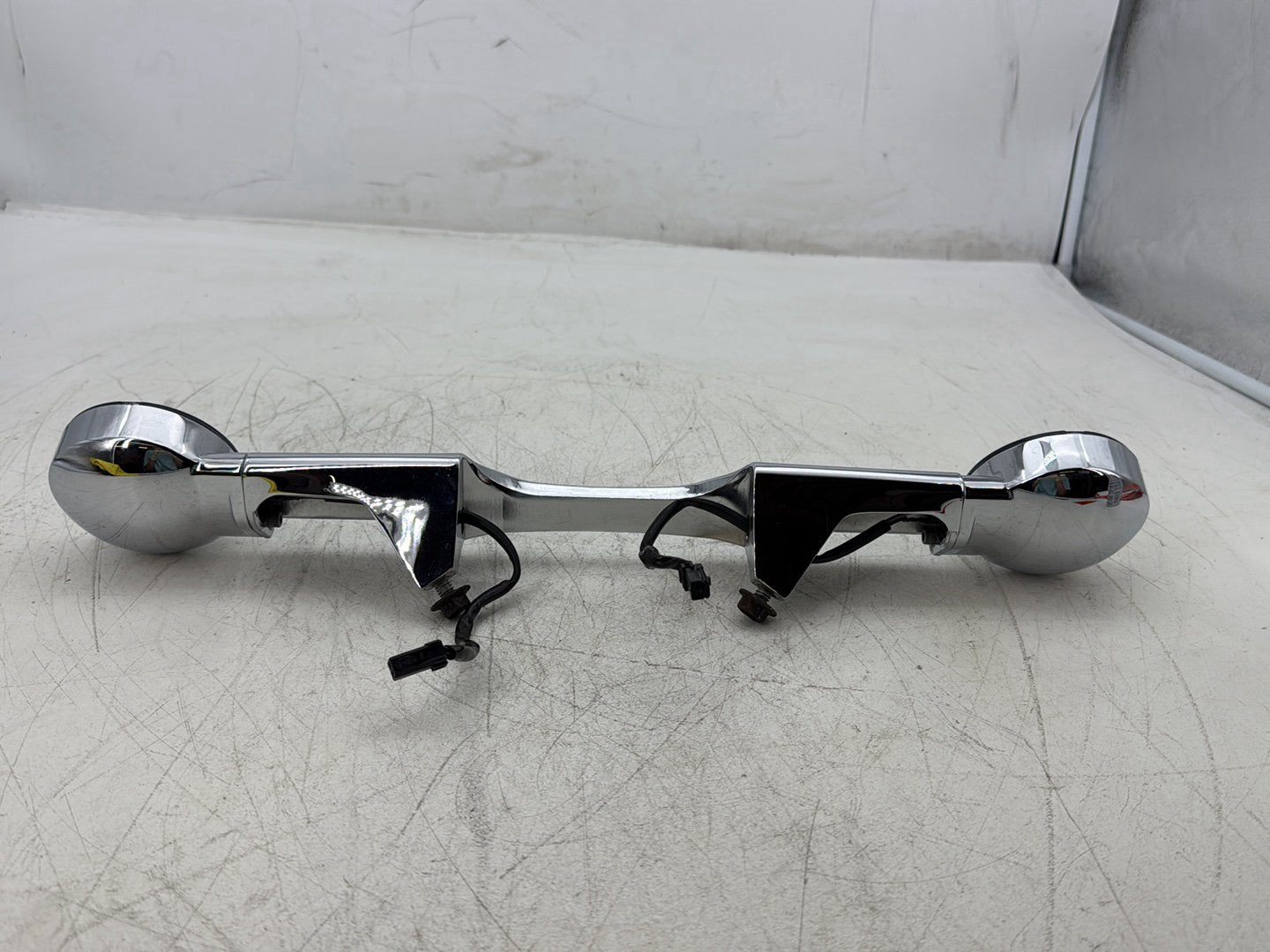 07 Harley Electra Glide Touring Ultra FLHTCUI OEM Rear Left & Right Turn Signals