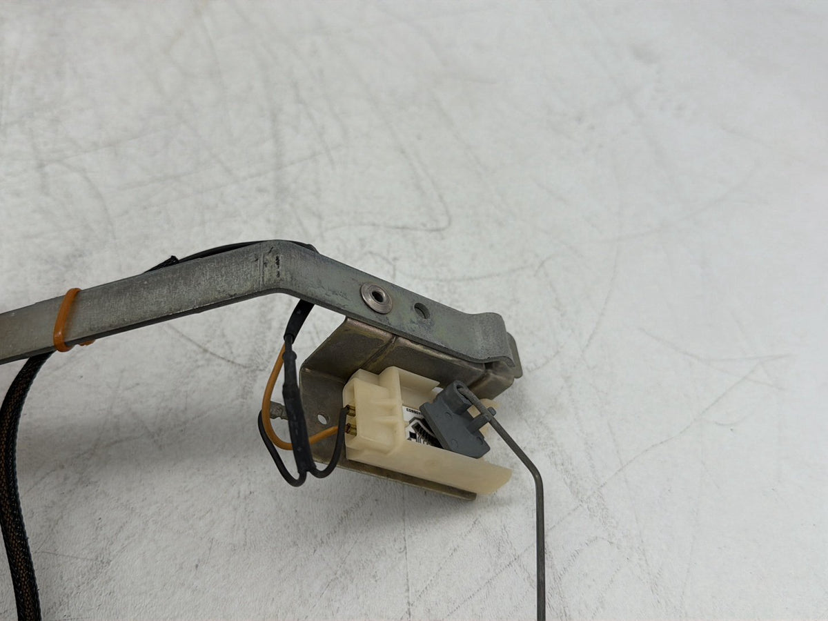 2005 Harley Softail Fat Boy FLSTF OEM Fuel Pump Gas Gasoline Petrol Sending CARB