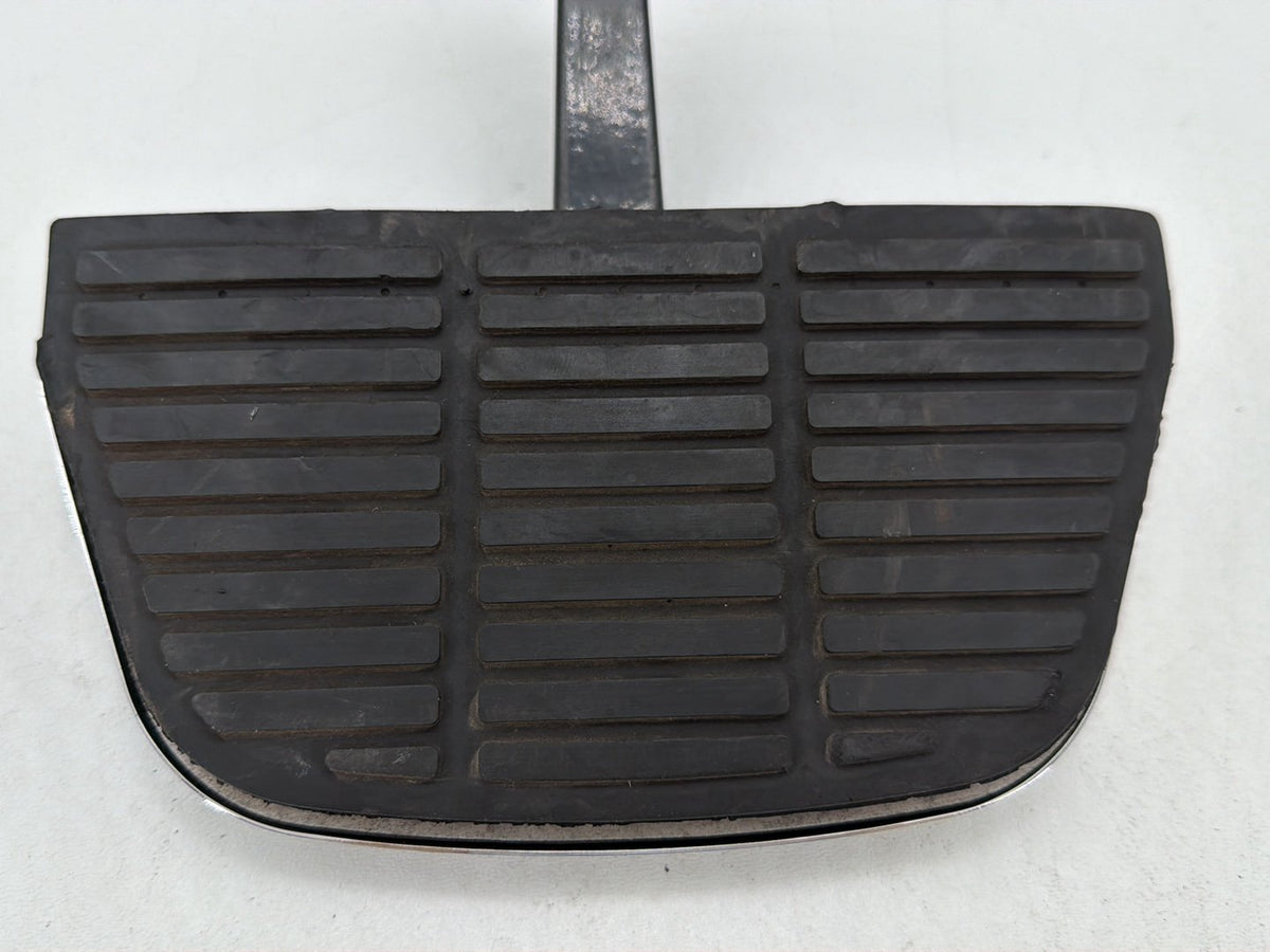 1997 Harley Road King Touring FLHRI OEM 1 Passenger Floorboard Foot Rest