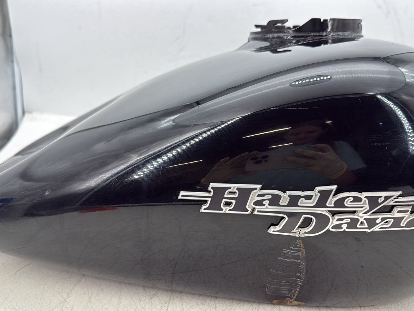 2012 Harley Street Glide Touring FLHX OEM Fuel Gas Tank Gasoline Reservoir