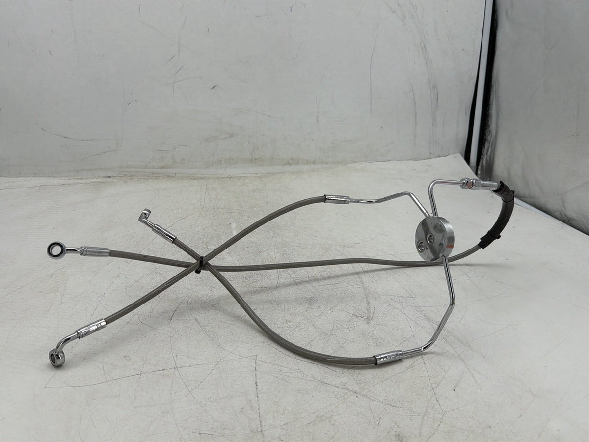 2006 Harley Electra Glide Touring Ultra FLHTCUI OEM Front Brake Hose Line Pipe