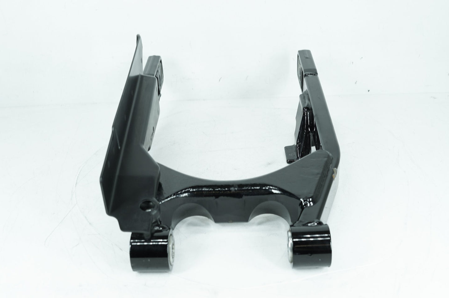 2007 - 2011 Harley-Davidson Dyna Fat Bob Rear Fork Swingarm Swing Arm 47820-06