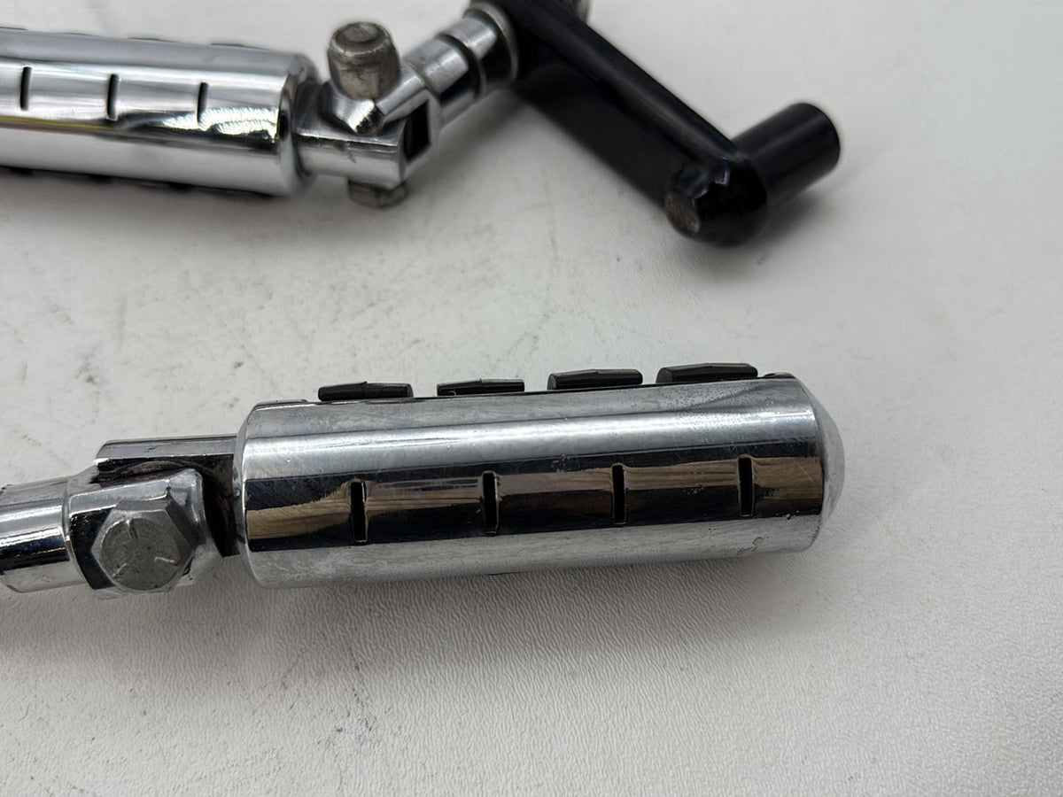 1991 Harley Heritage Softail Classic FLSTC OEM Passenger Left & Right Foot Pegs